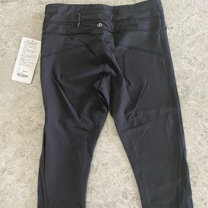 Lululemon athletics NWT Crop pants